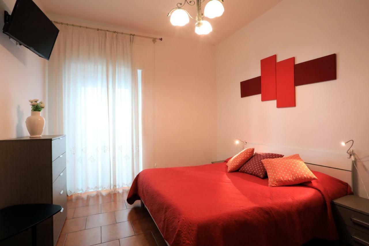 Primo Piano Guesthouse - Bari Policlinico Exteriér fotografie
