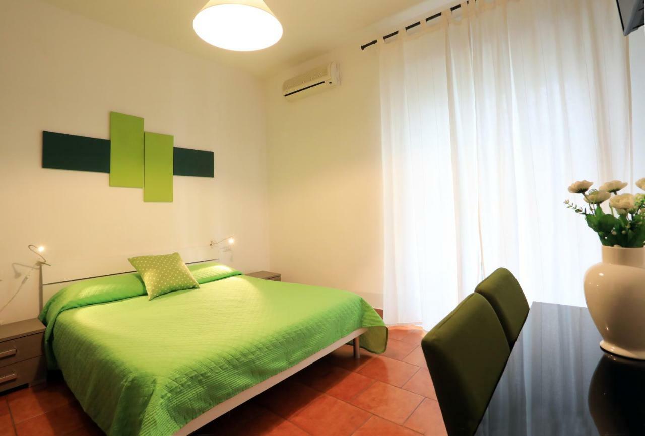 Primo Piano Guesthouse - Bari Policlinico Exteriér fotografie
